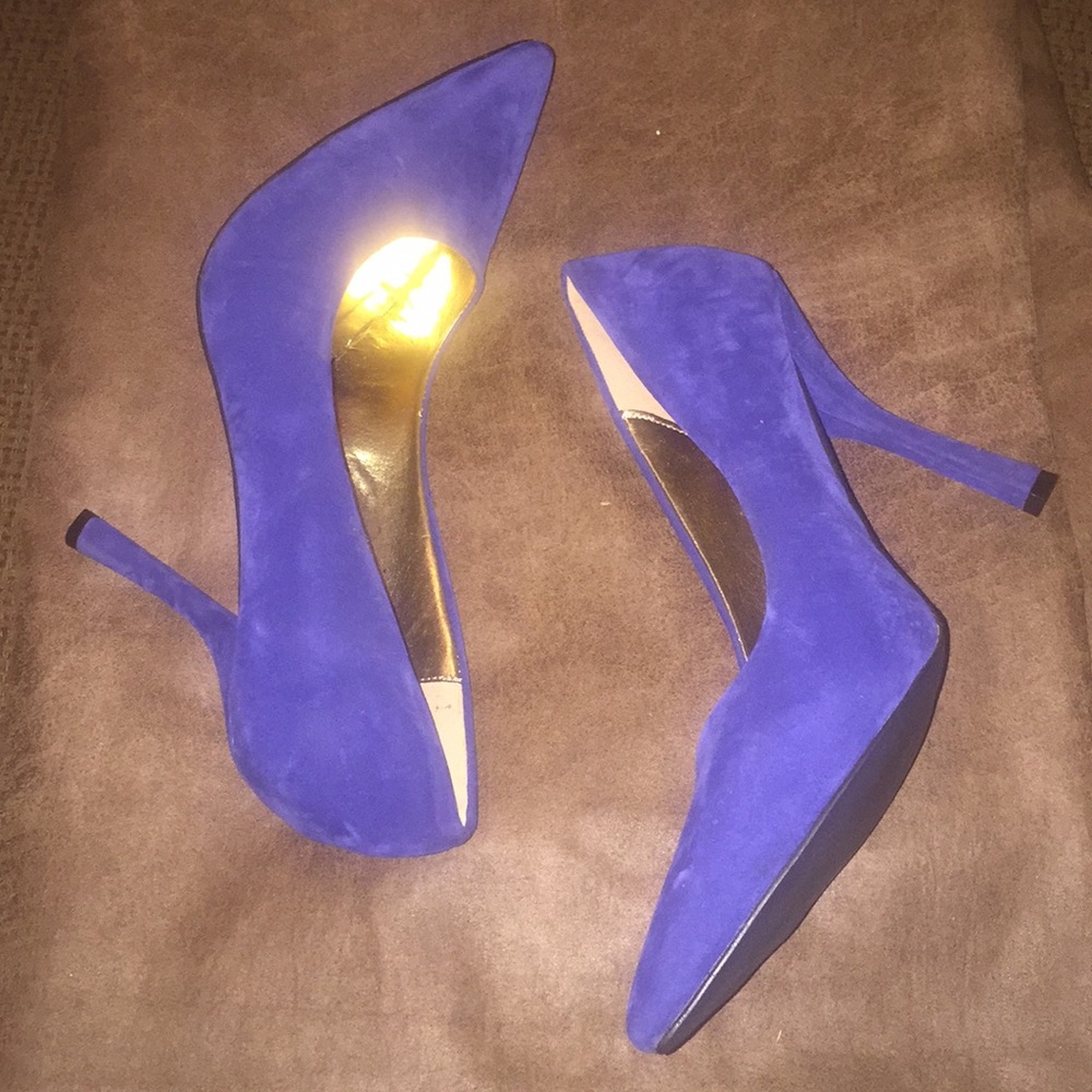 Midnight Violet Suede Pumps 💟.